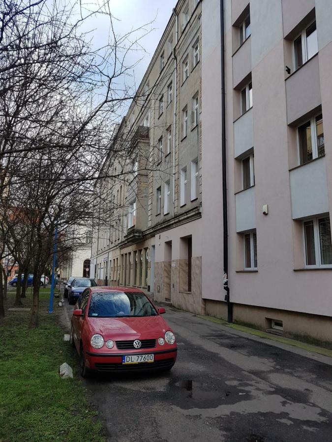 Kaja Apartamenty Legnica Exterior foto